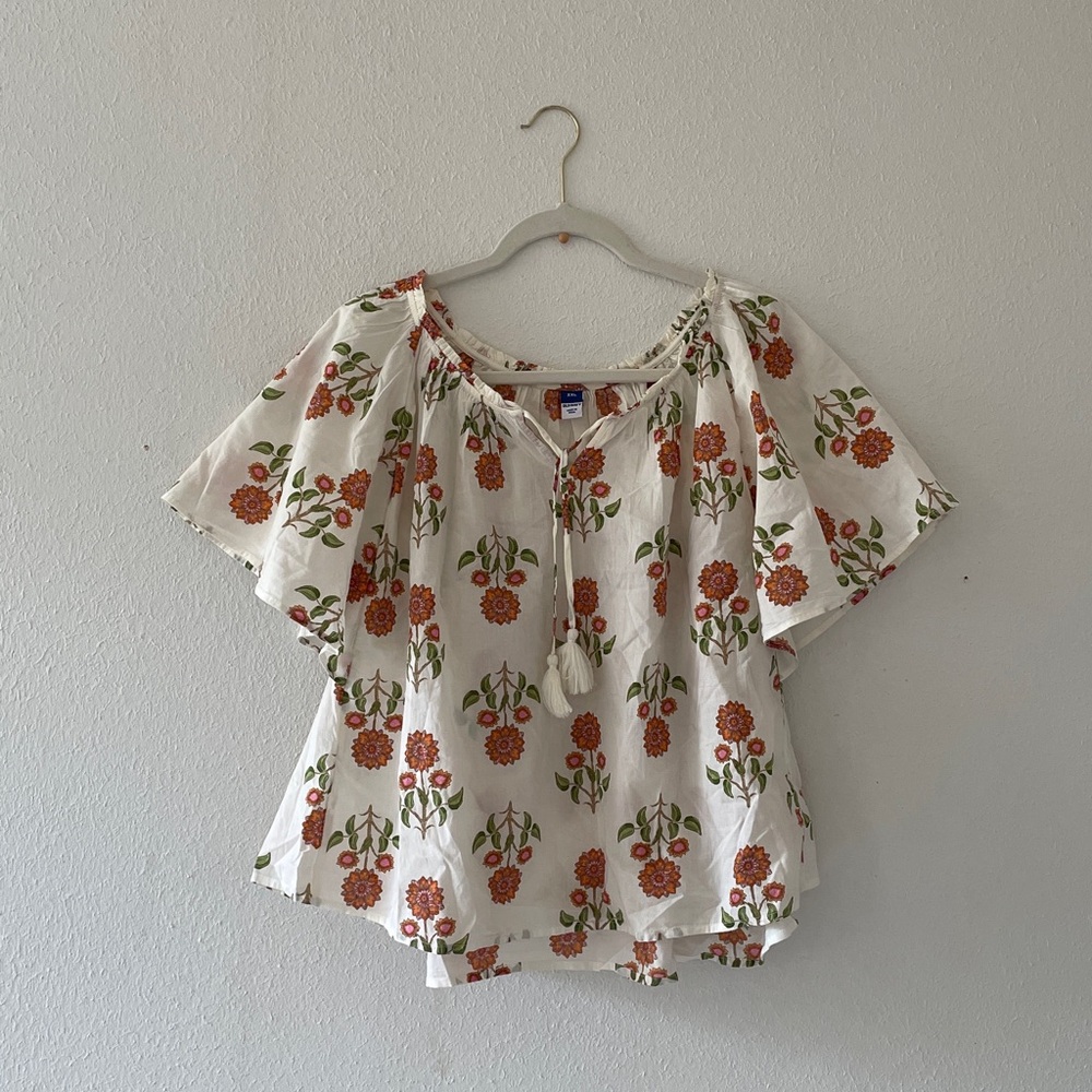 Old Navy Flutter Sleeve Blouse Cotton Floral